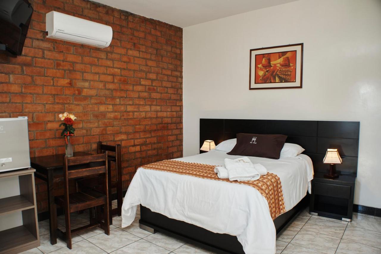 Bris Hotel Gobernadora Zewnętrze zdjęcie