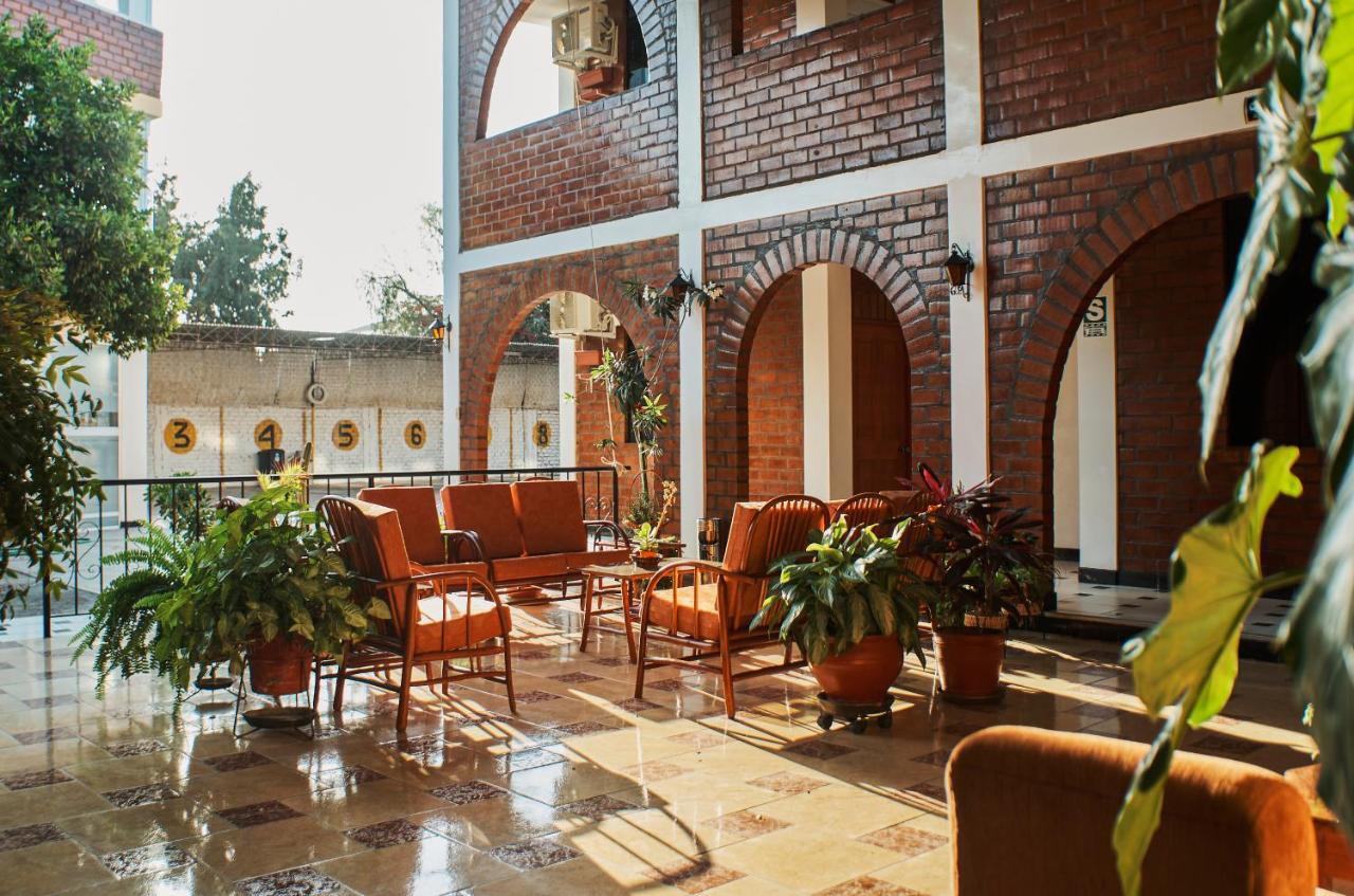 Bris Hotel Gobernadora Zewnętrze zdjęcie